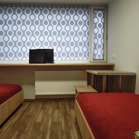 Hostel Laurita Kaunas Bagian luar foto